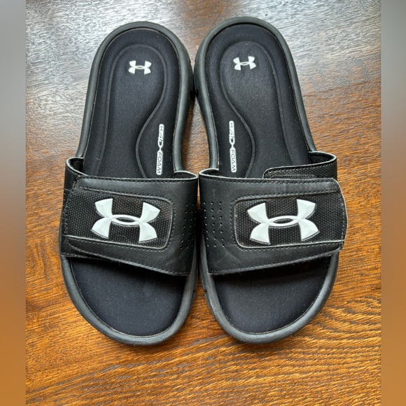 Youth Under Armour Slides - Picture 1 of 3